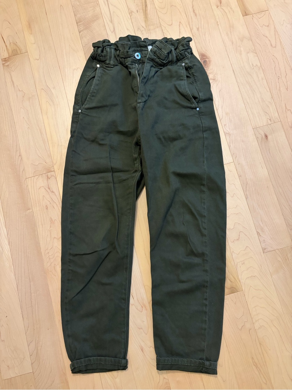Zara Women's Paperbag Waist Chinos in Olive